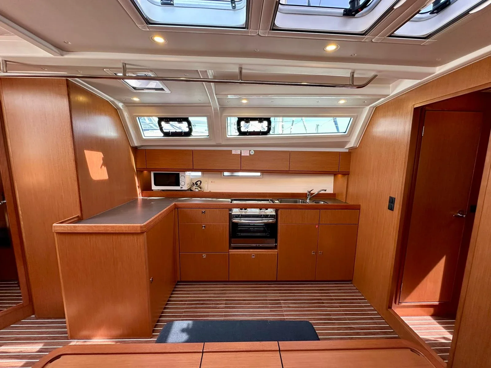 Yacht BAVARIA Cruiser 46 - Zazu - Foto 1