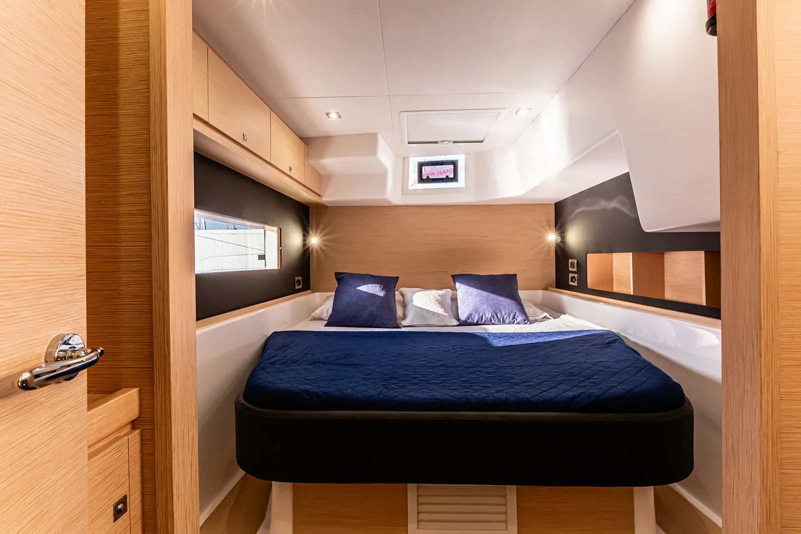 Yacht DUFOUR 48 Catamaran - Oblivion Planet - Foto 1