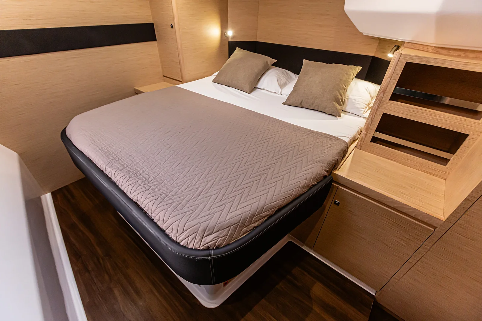 Yacht DUFOUR 48 Catamaran - Oblivion Planet - Foto 1