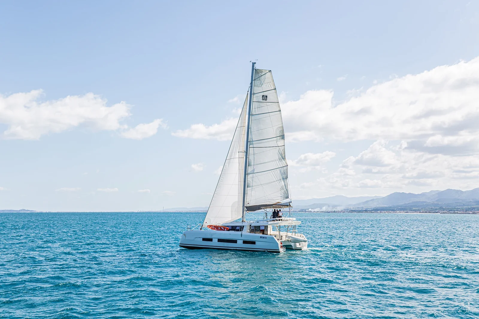 Yacht DUFOUR 48 Catamaran - Oblivion Planet - Foto 1