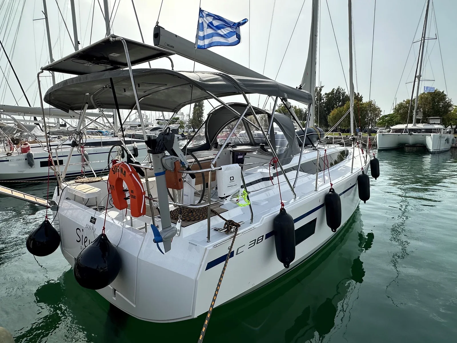 Yacht BAVARIA C38 - Sienna - Foto 4