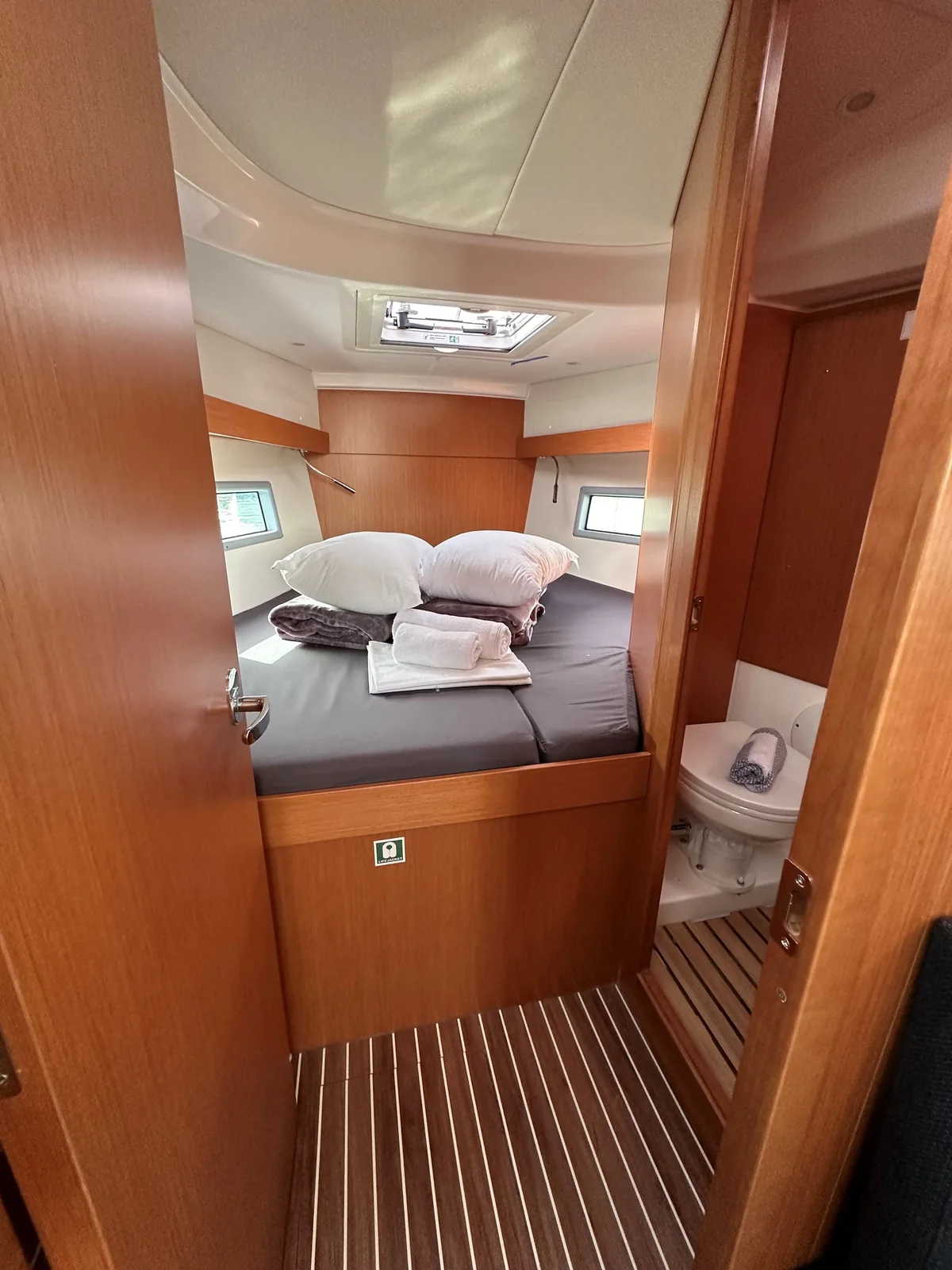 Yacht BAVARIA C38 - Sienna - Foto 16