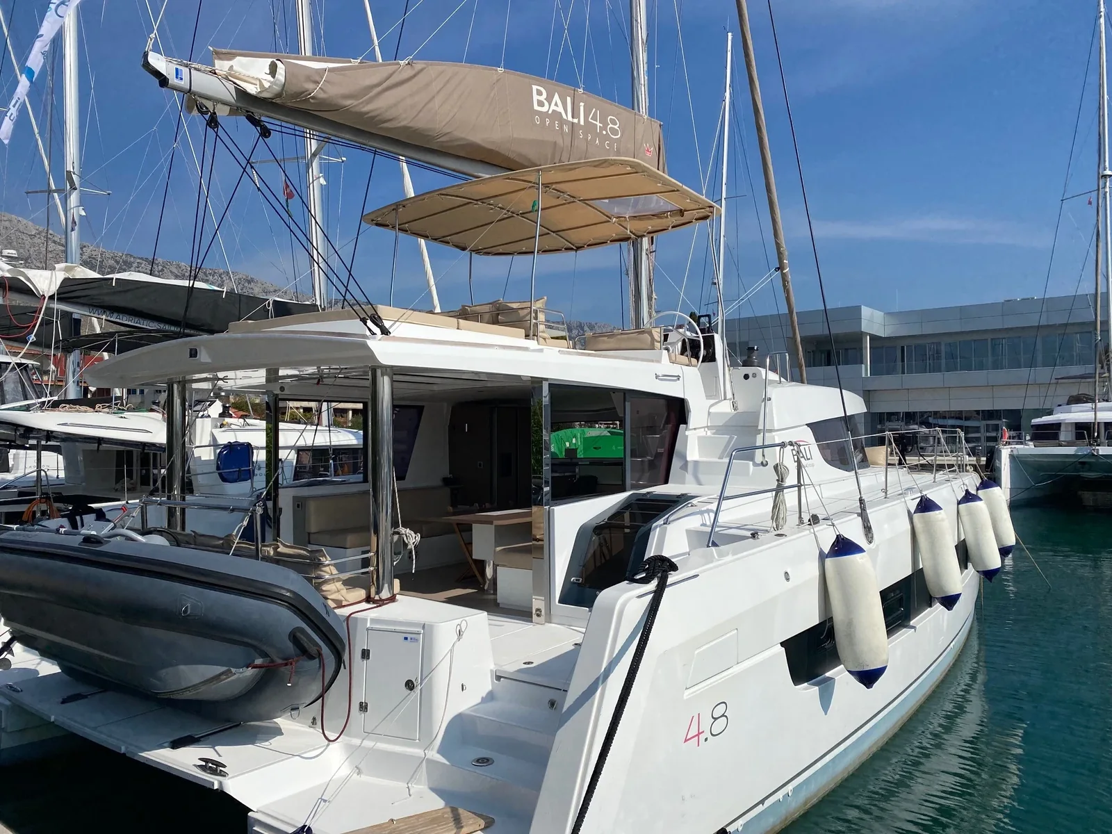 Yacht CATANA Bali 4.8 - Baša - Foto 1
