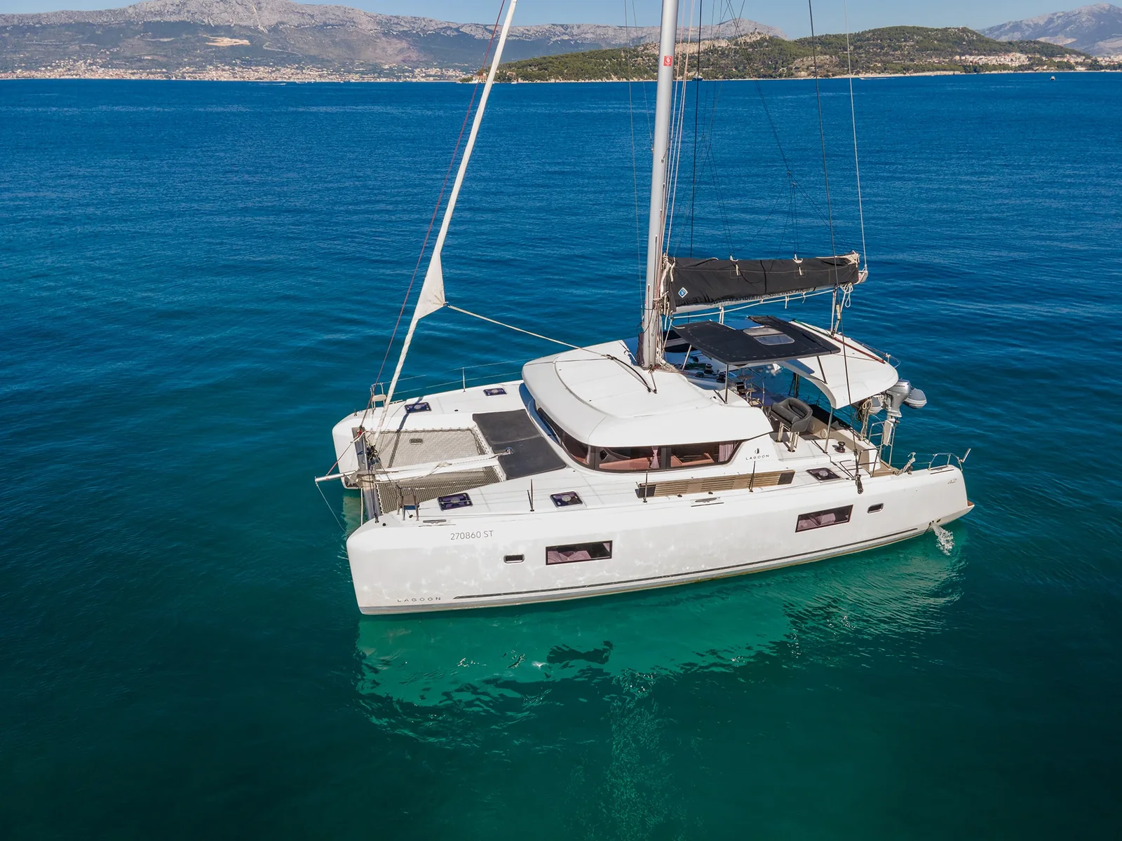 Yacht LAGOON 42 - Find us - Foto 1