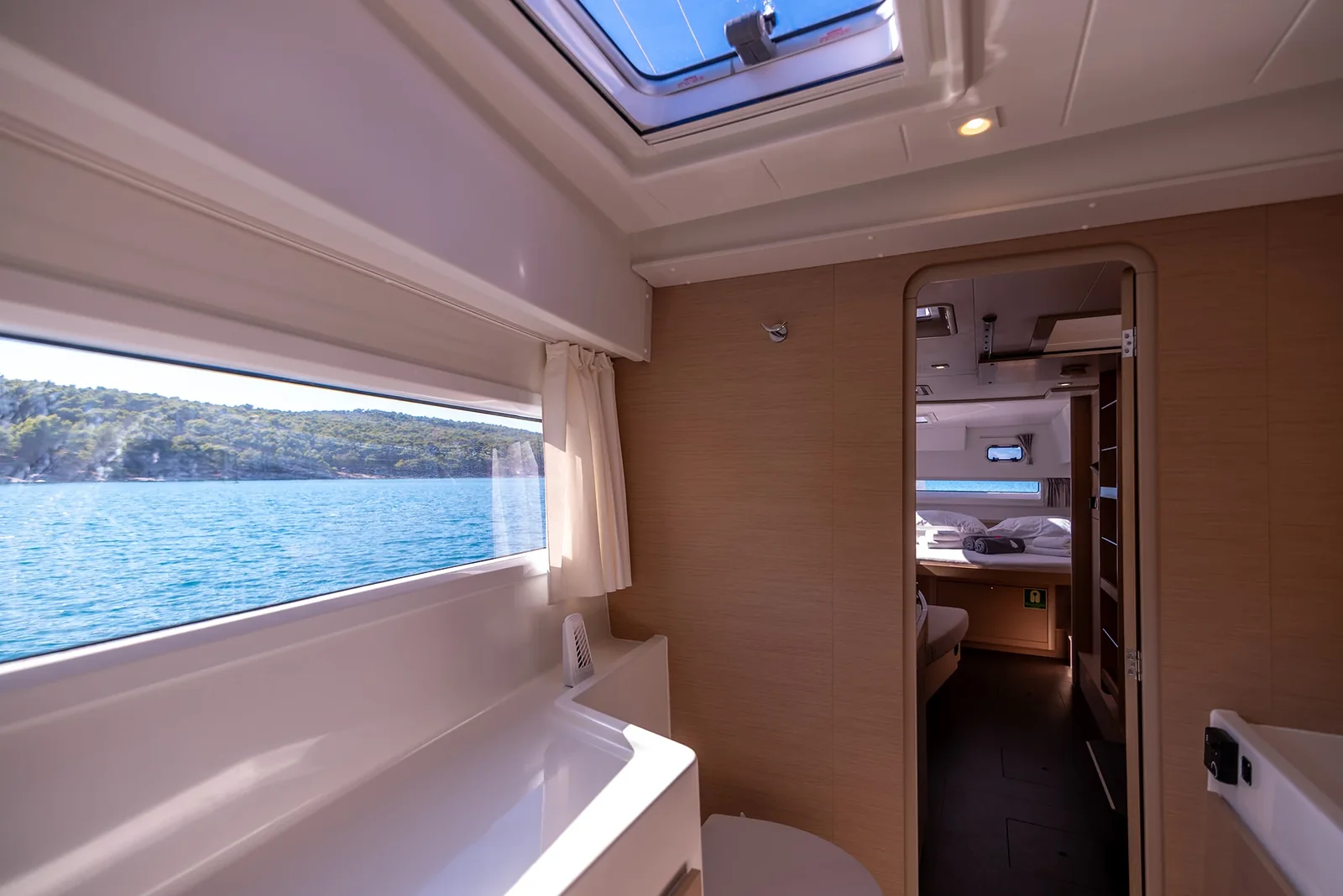 Yacht LAGOON 42 - Find us - Foto 1