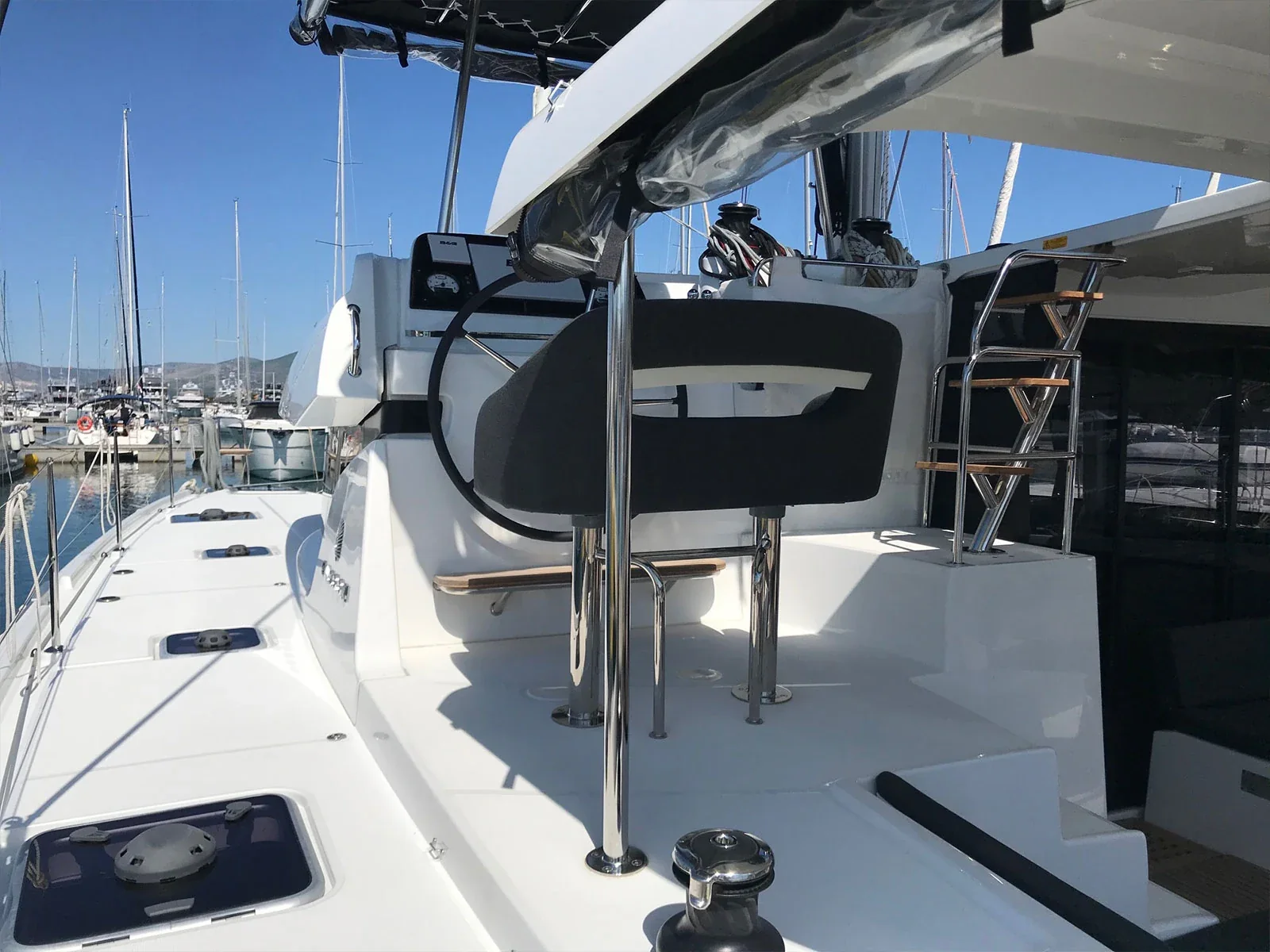 Yacht LAGOON 42 - Find us - Foto 1