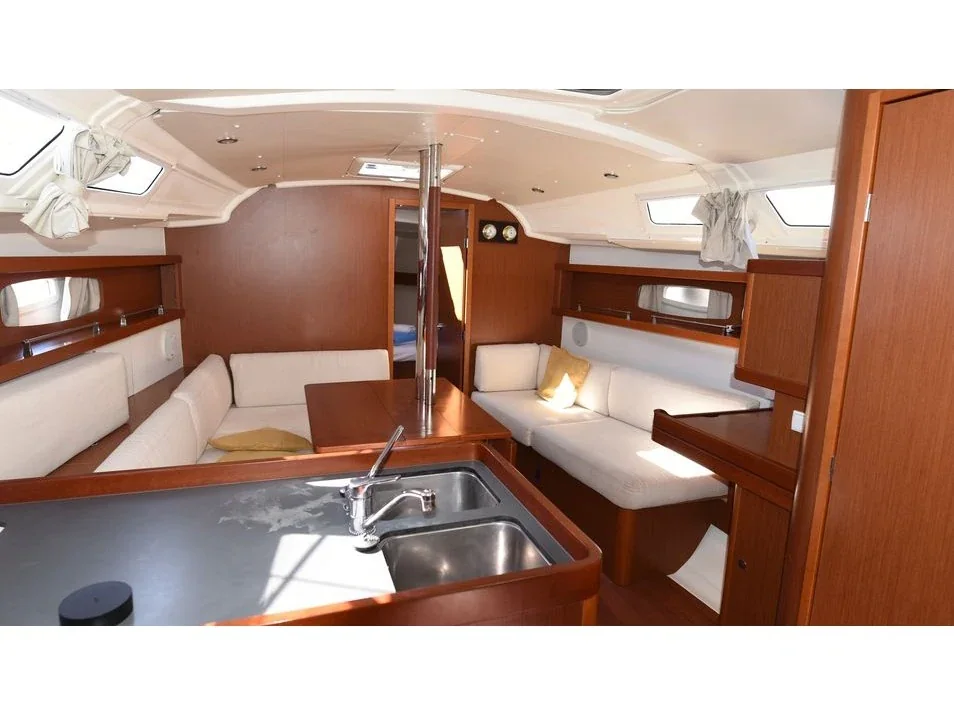 Yacht BENETEAU Oceanis 37 - Galene - Foto 3