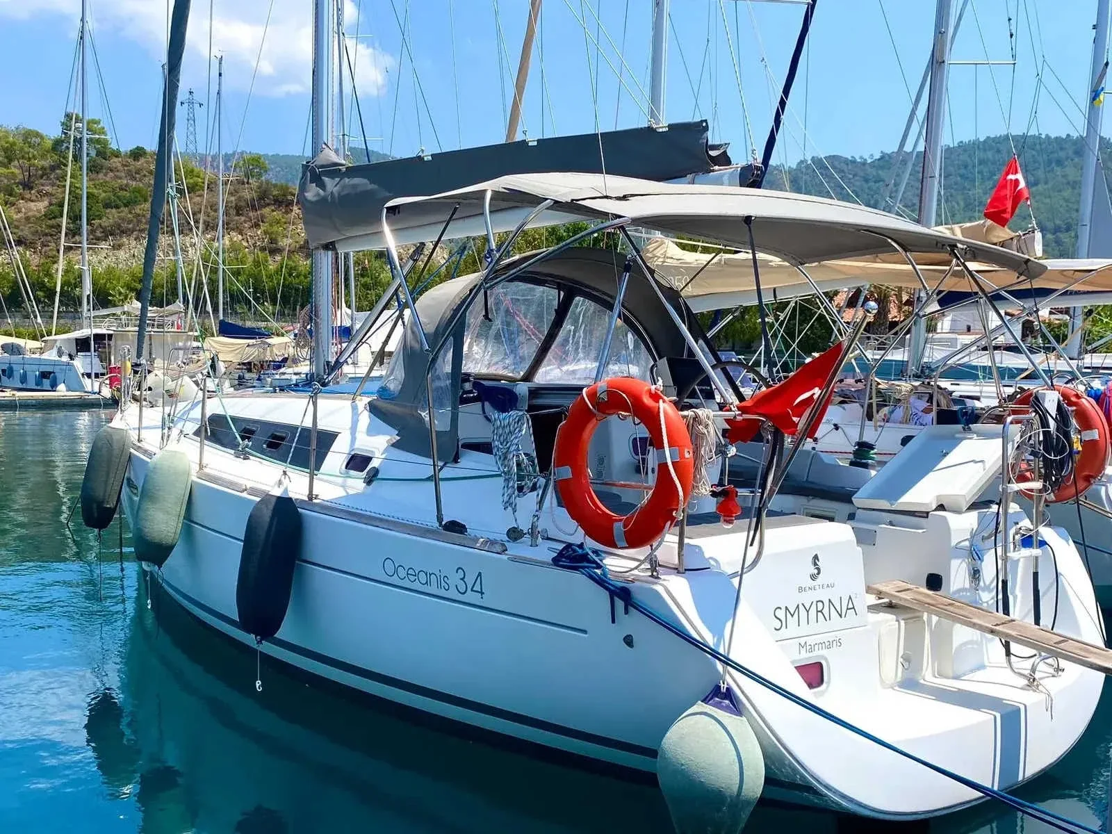 Yacht BENETEAU Oceanis 34 - Smyrna - Foto 1
