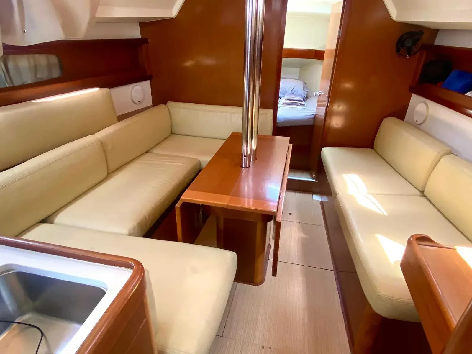 Yacht BENETEAU Oceanis 34 - Smyrna - Foto 1