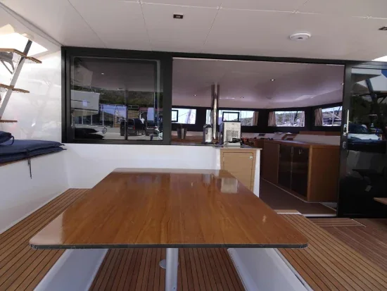 Yacht DUFOUR 48 Catamaran - Vittoria - Foto 1