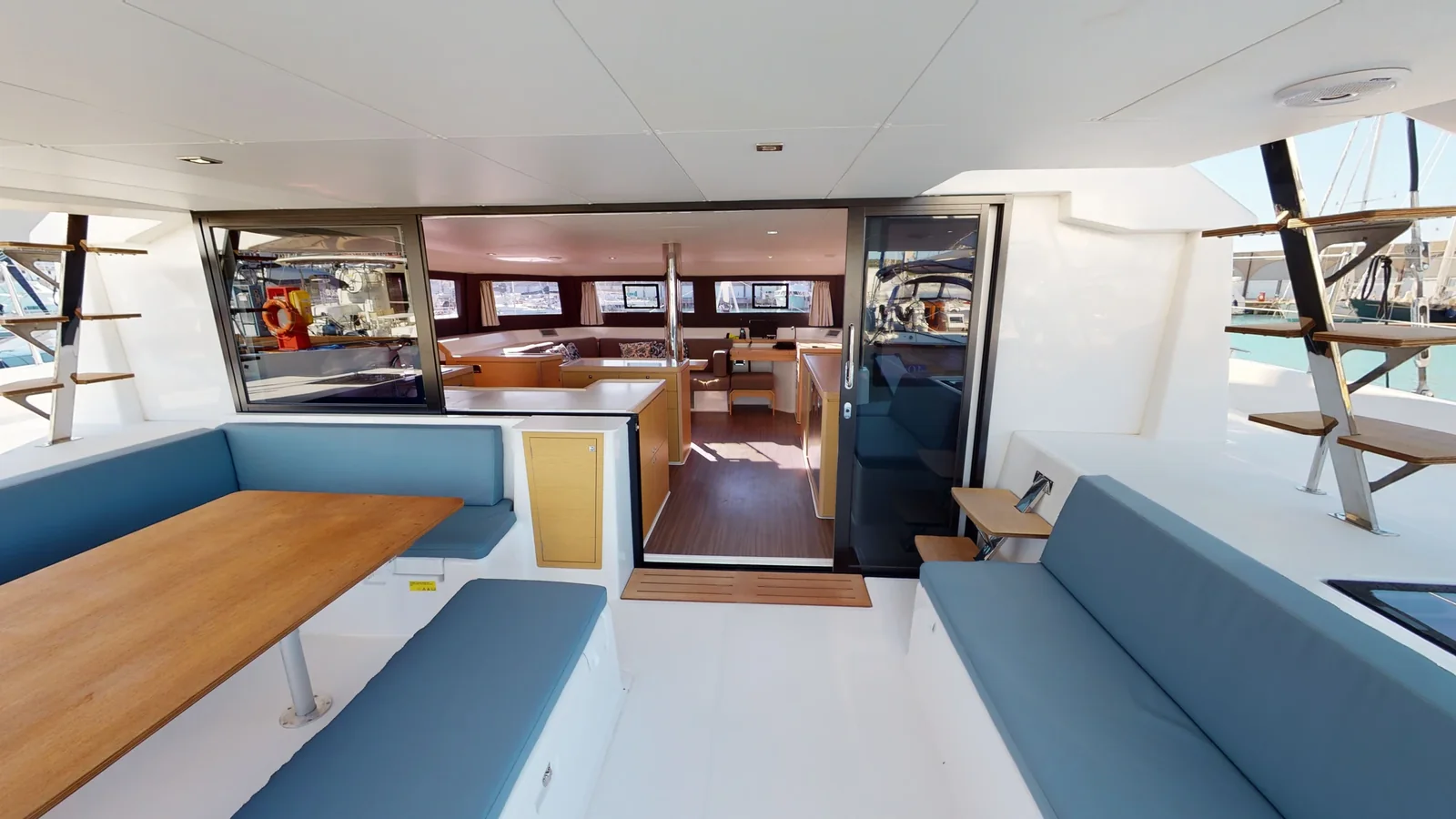 Yacht DUFOUR 48 Catamaran - Vittoria - Foto 1