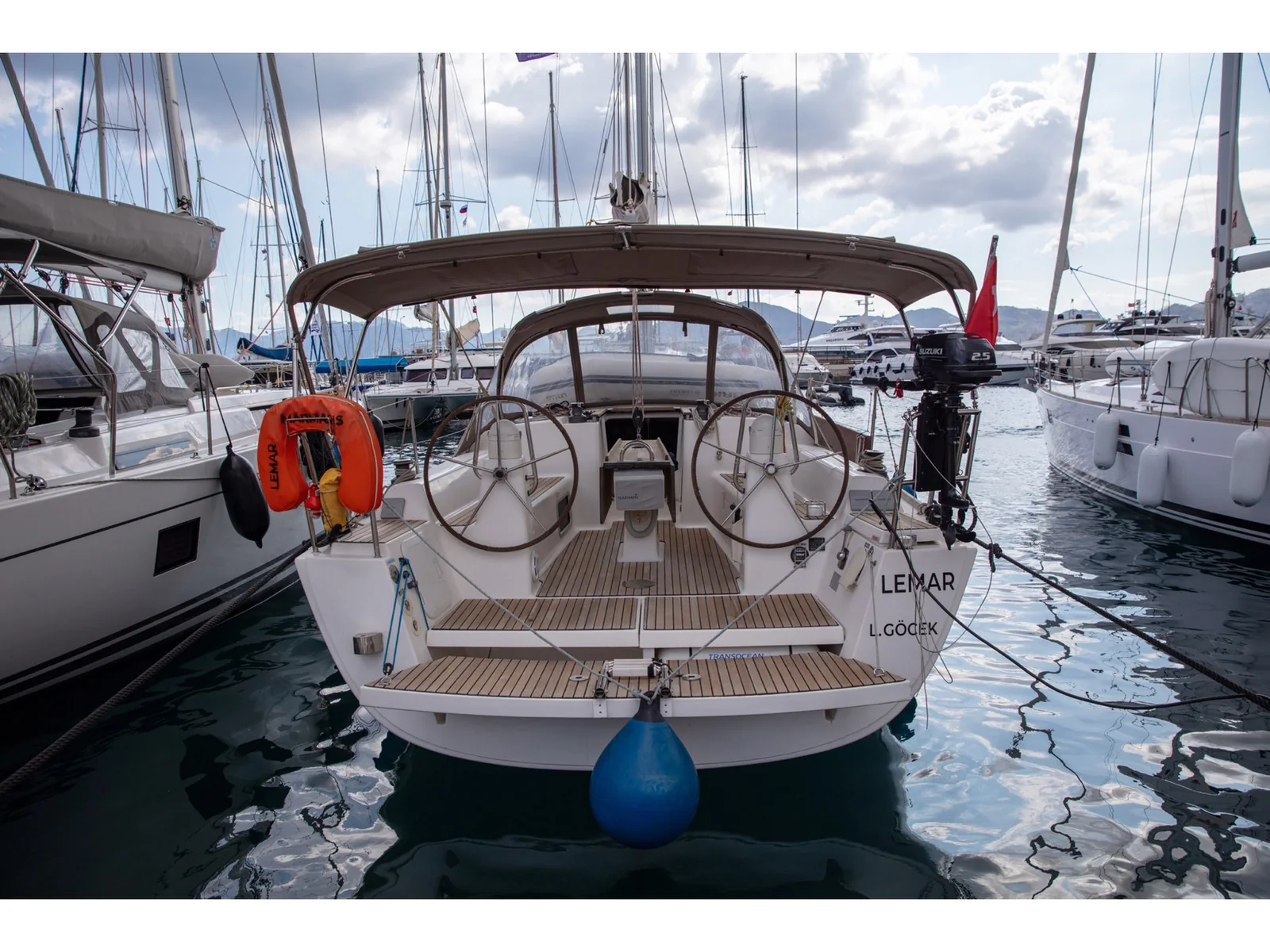 Yacht DUFOUR 335 Grand Large - Lemar