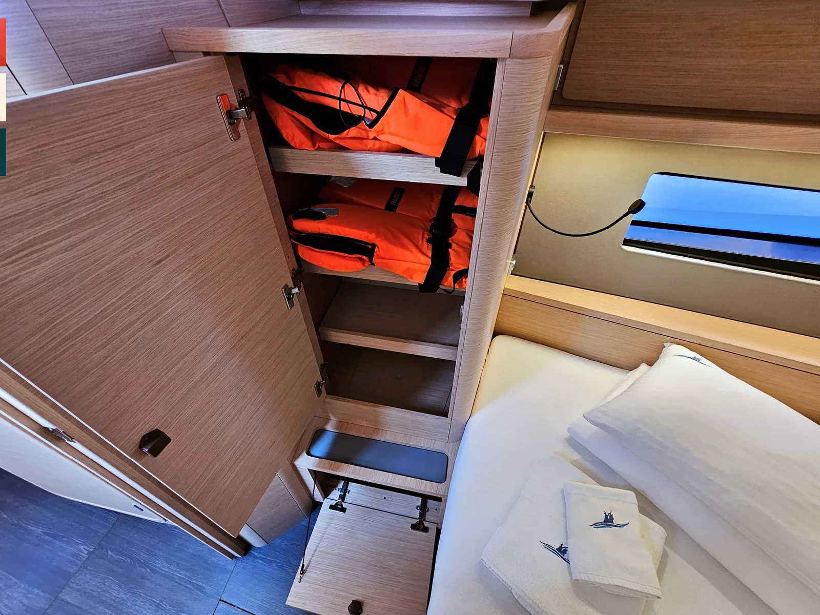 Yacht DUFOUR 41 - Ella - Foto 1