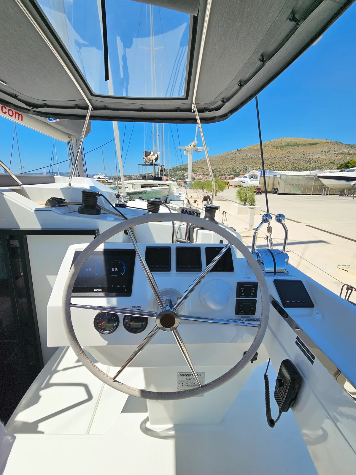 Yacht FOUNTAINE PAJOT Elba 45 - Marina - Foto 14