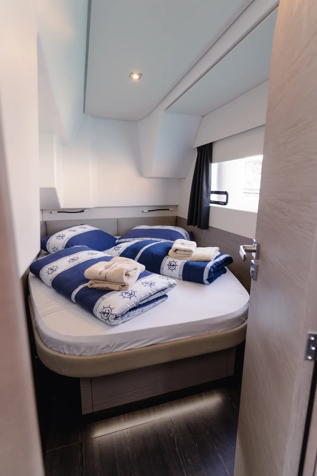 Yacht FOUNTAINE PAJOT MY4.S - DANA - Foto 15