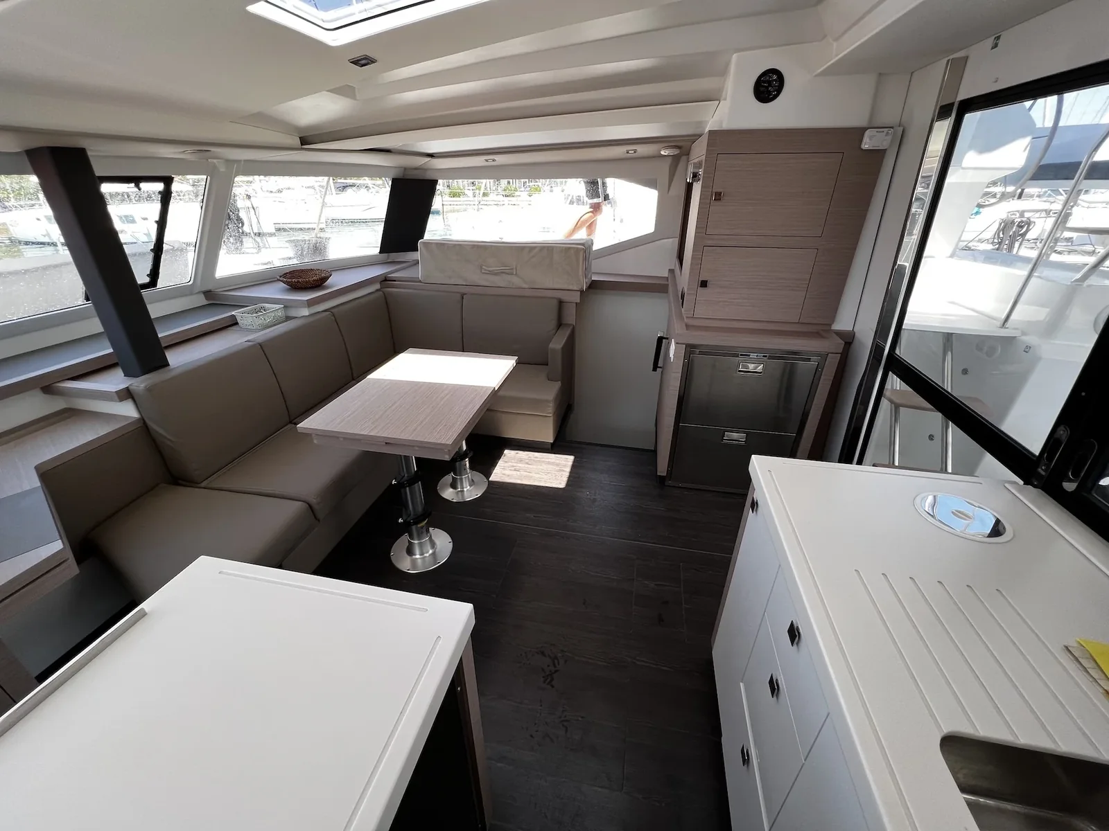 Yacht FOUNTAINE PAJOT Astrea 42 - Elite - Foto 1