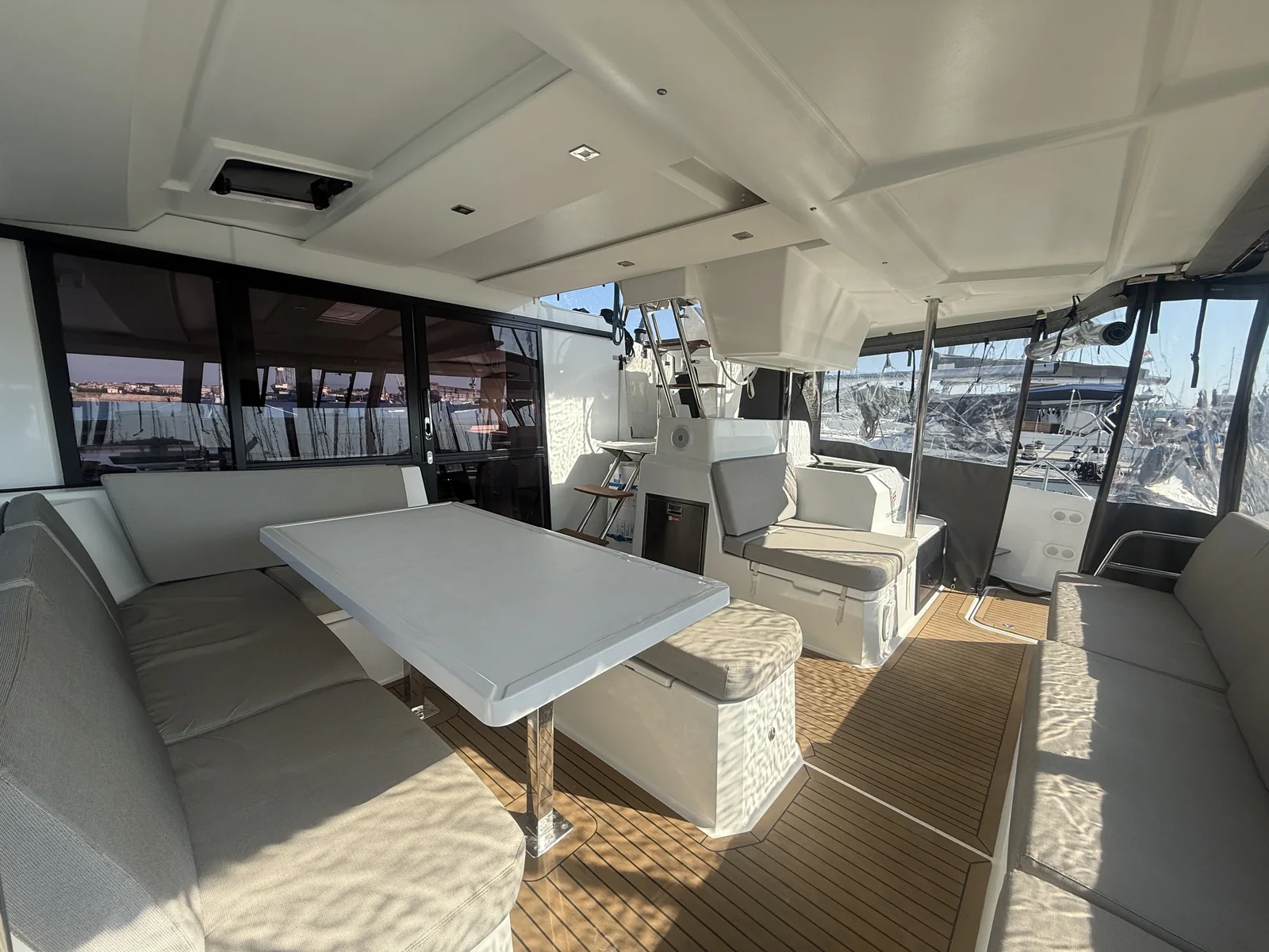 Yacht FOUNTAINE PAJOT Astrea 42 - Jami - Foto 1