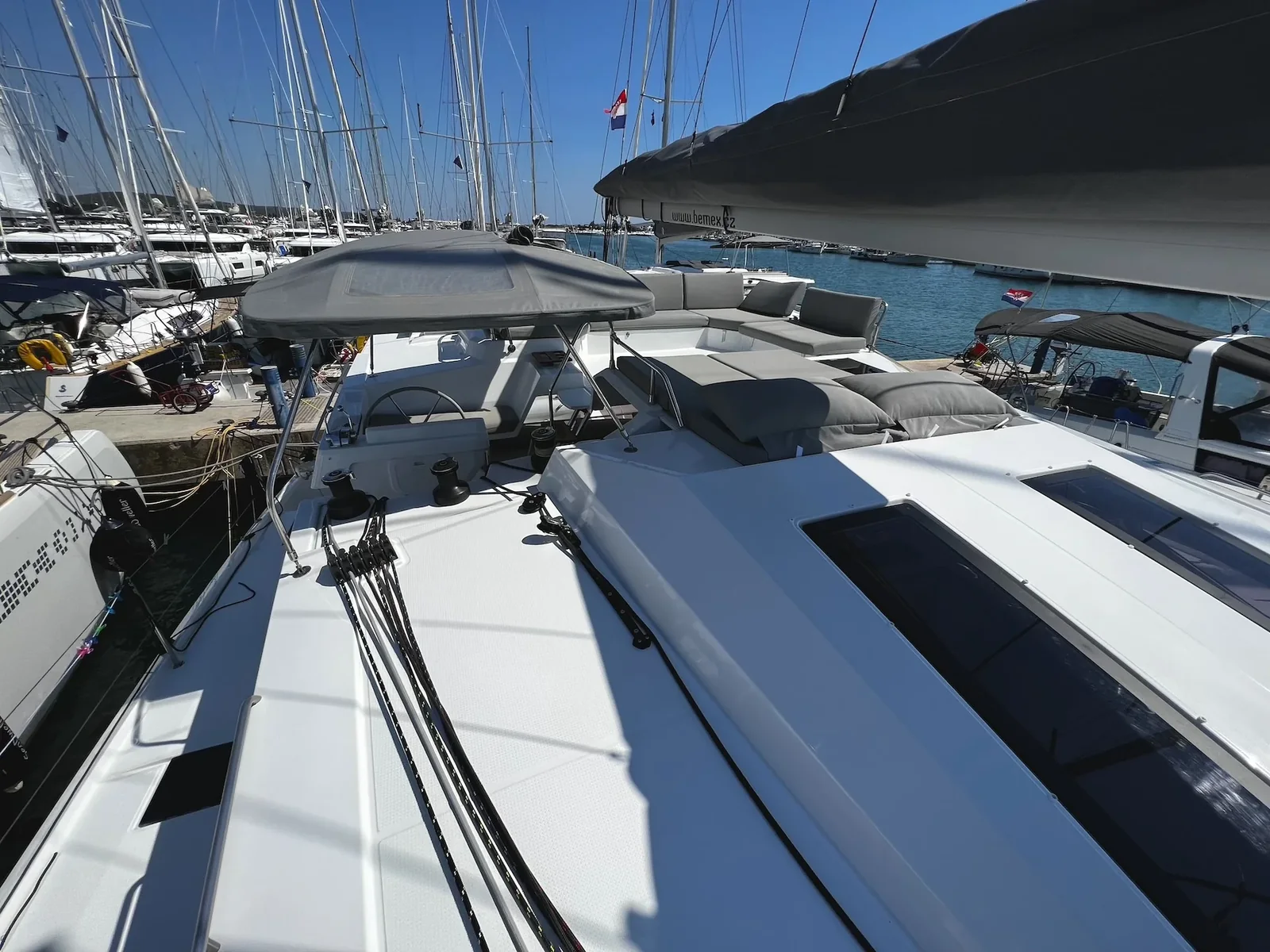 Yacht FOUNTAINE PAJOT Elba 45 - Angie