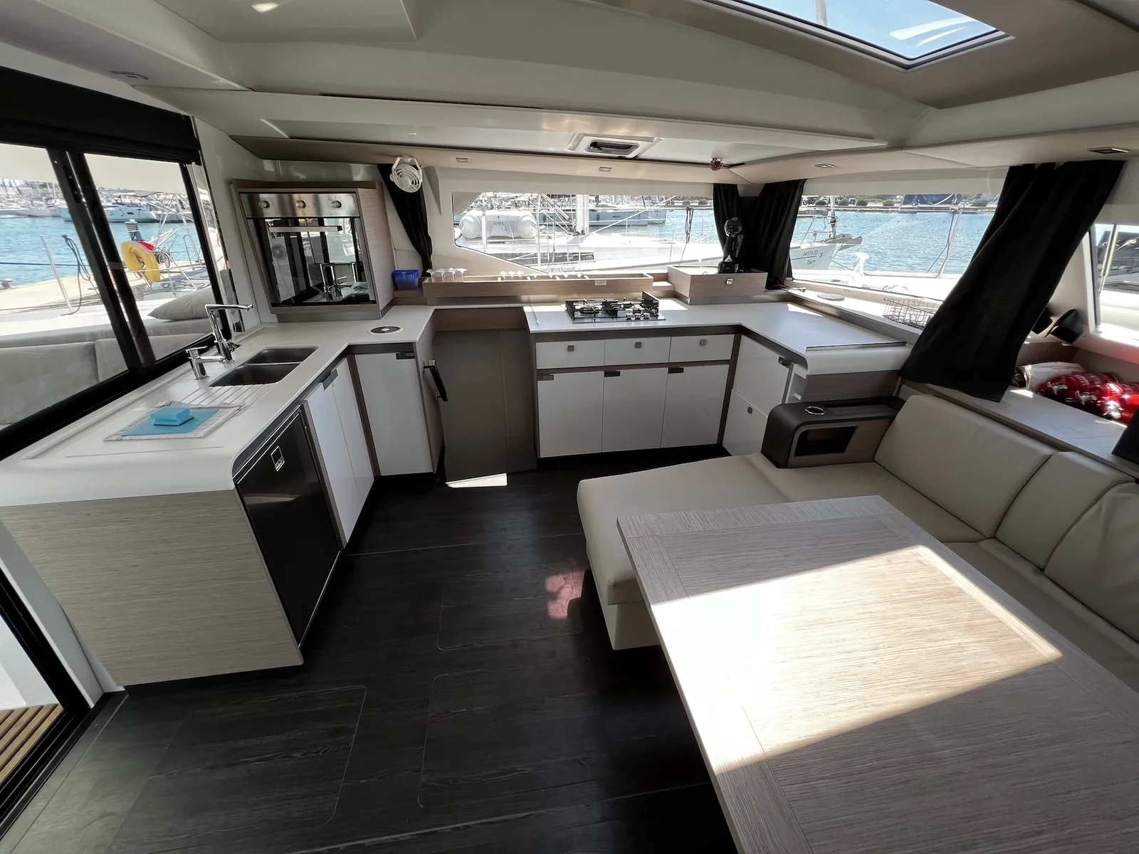Yacht FOUNTAINE PAJOT Elba 45 - Angie - Foto 1