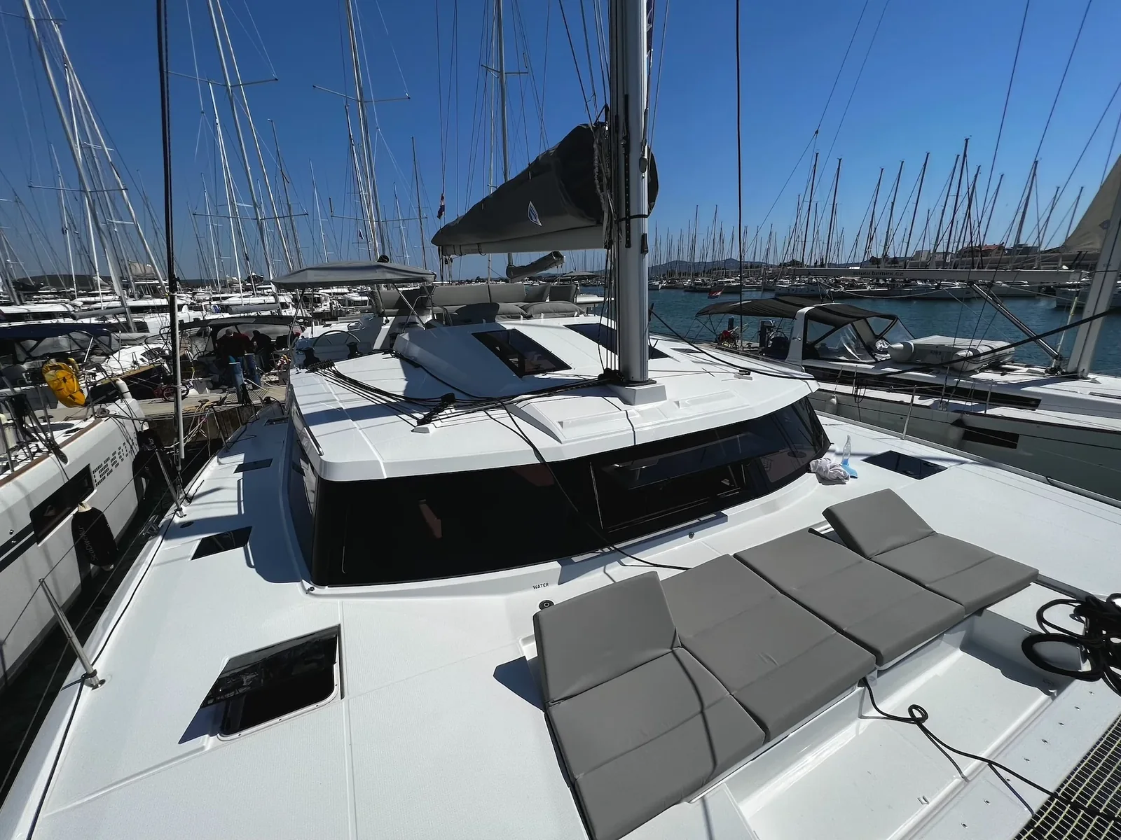 Yacht FOUNTAINE PAJOT Elba 45 - Angie - Foto 1