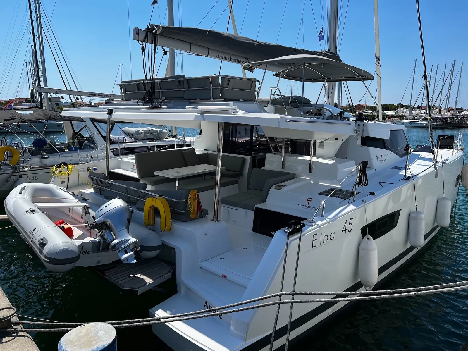 Yacht FOUNTAINE PAJOT Elba 45 - Angie - Foto 1