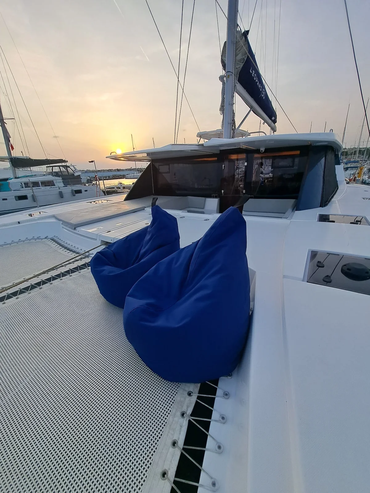 Yacht ROBERTSON AND CAINE Leopard 50 - Trident - Foto 1