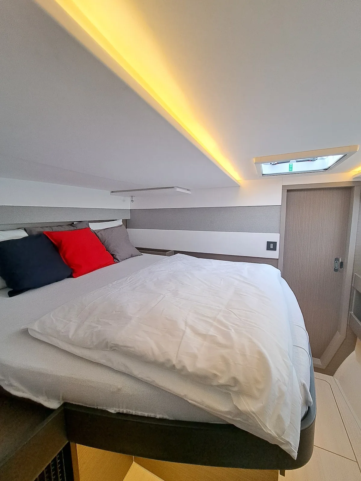 Yacht ROBERTSON AND CAINE Leopard 50 - Trident - Foto 1