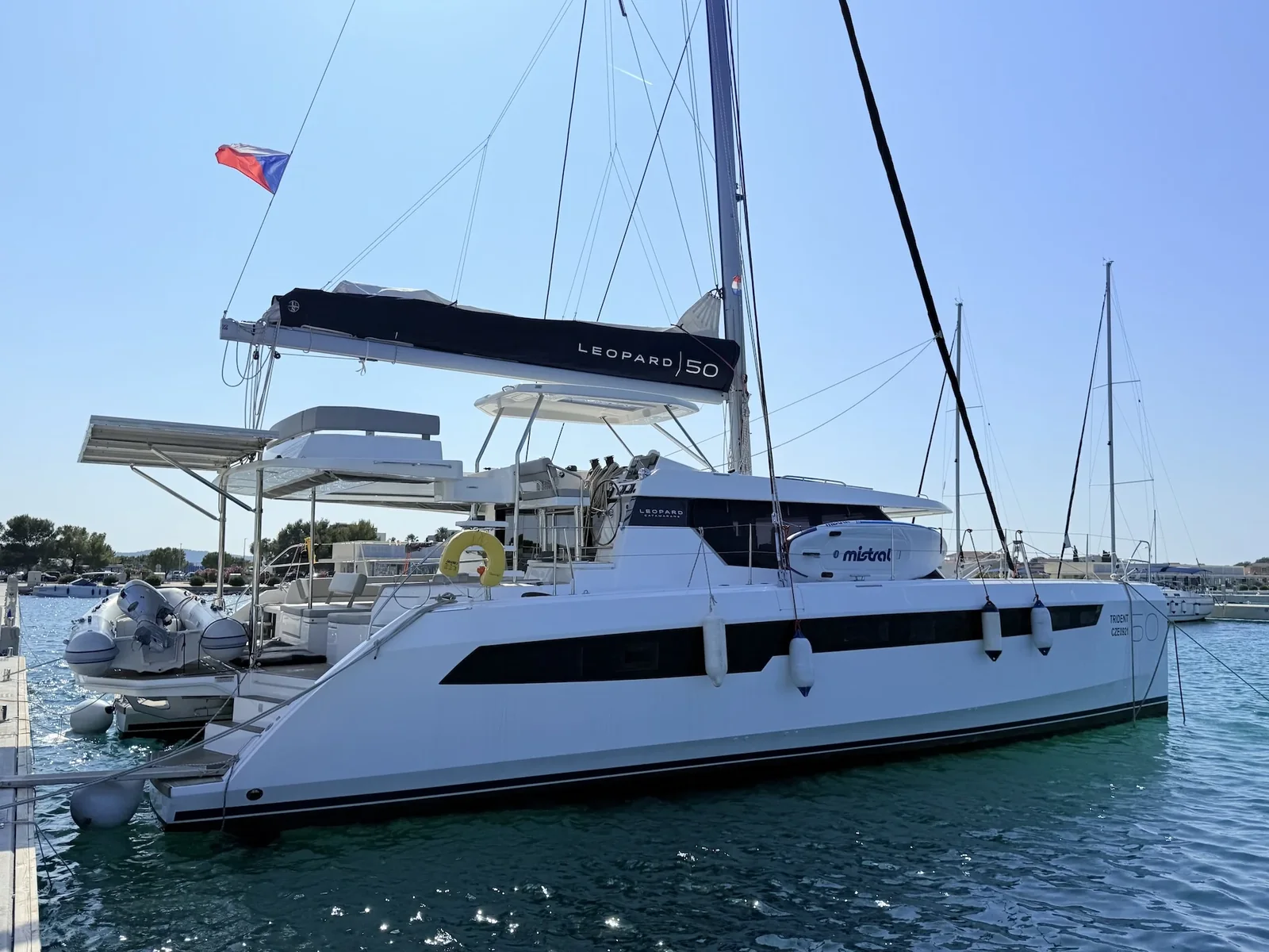 Yacht ROBERTSON AND CAINE Leopard 50 - Trident - Foto 1