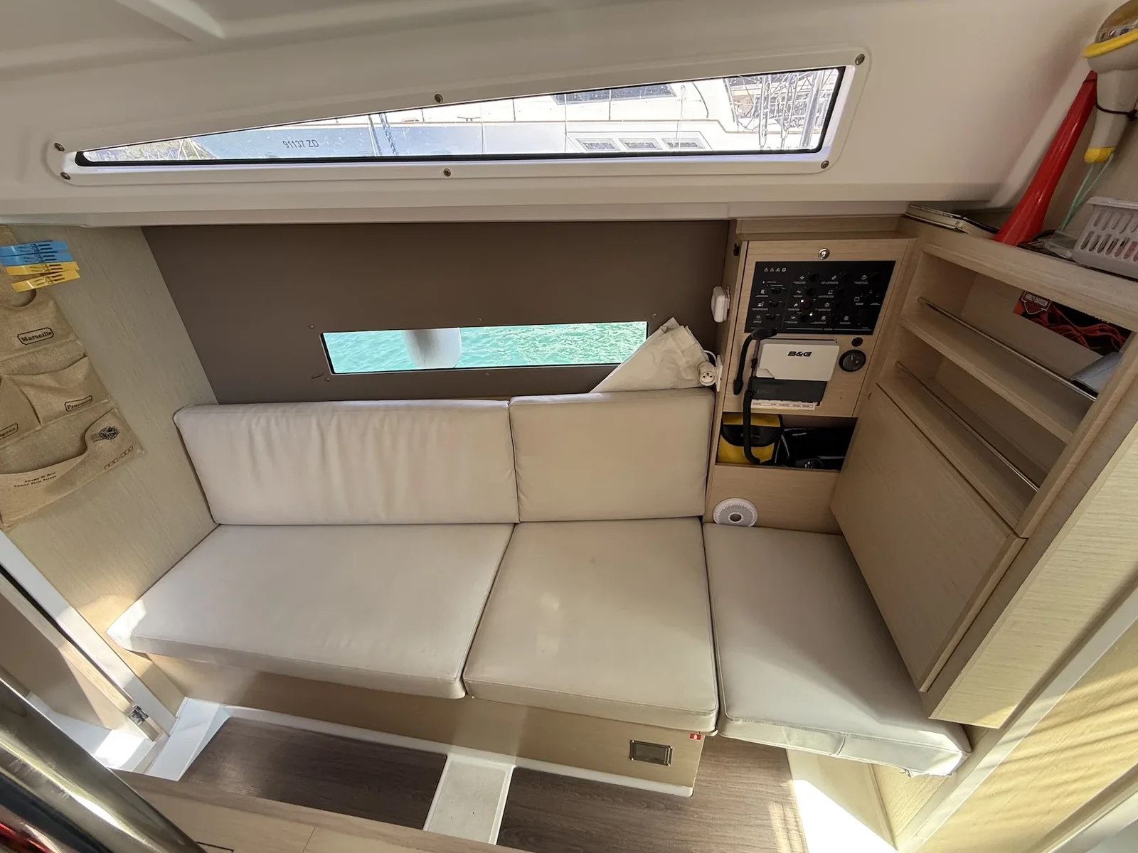 Yacht BENETEAU Oceanis 30.1 - Mañana - Foto 1