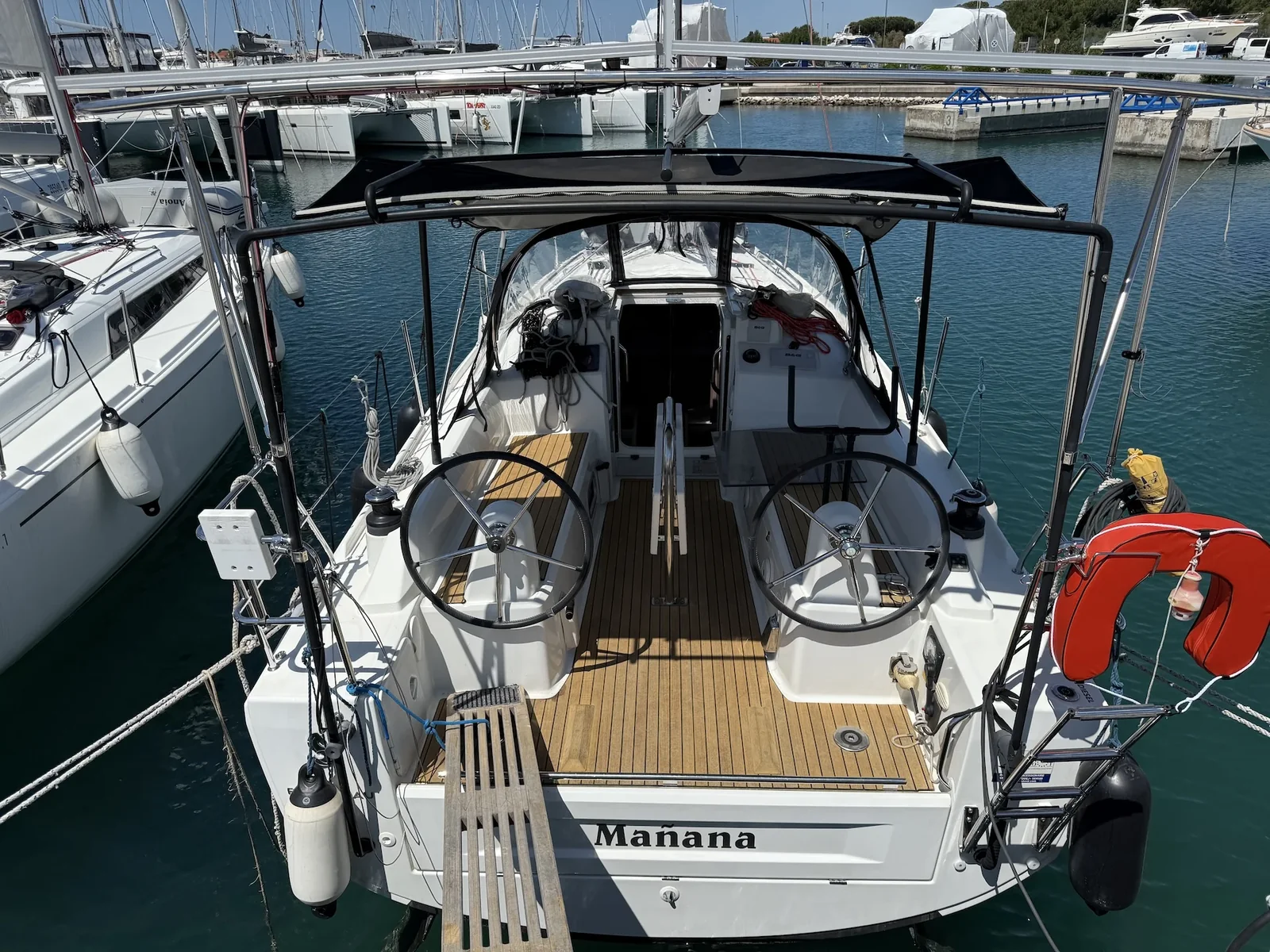 Yacht BENETEAU Oceanis 30.1 - Mañana - Foto 1