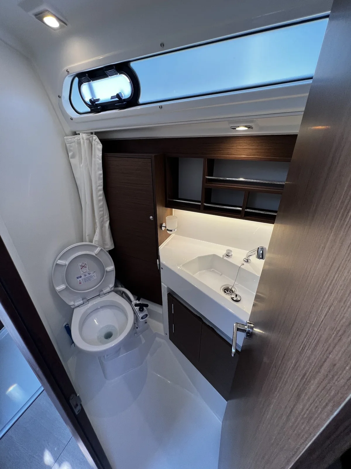Yacht BENETEAU Oceanis 34.1 - Clara - Foto 1