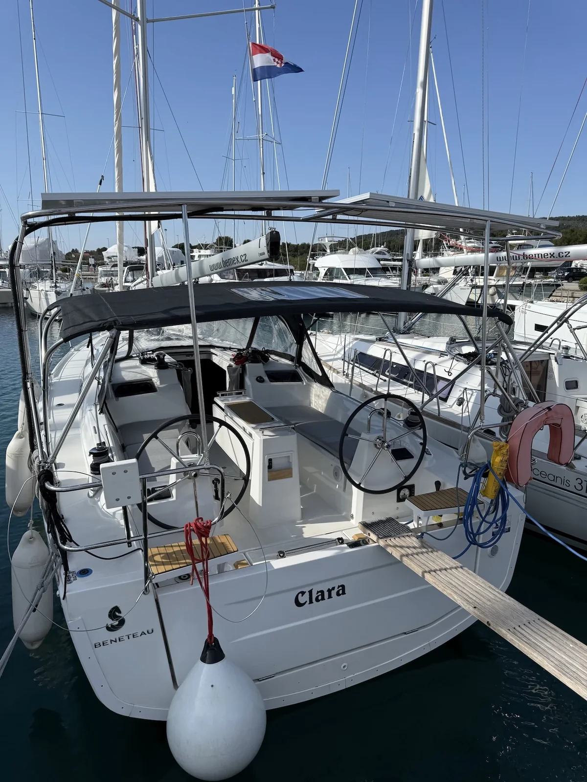 Yacht BENETEAU Oceanis 34.1 - Clara - Foto 1