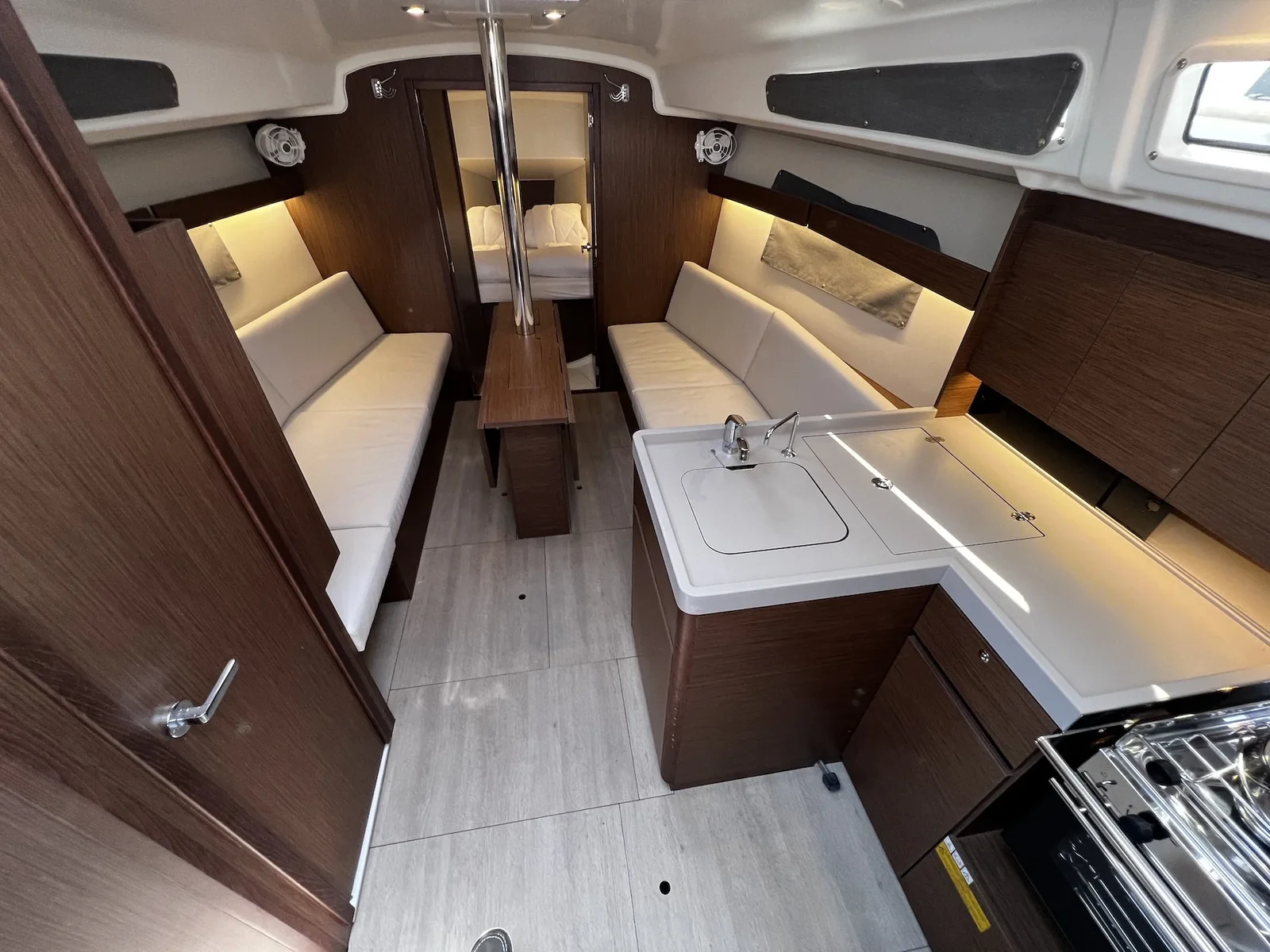 Yacht BENETEAU Oceanis 34.1 - Clara - Foto 1