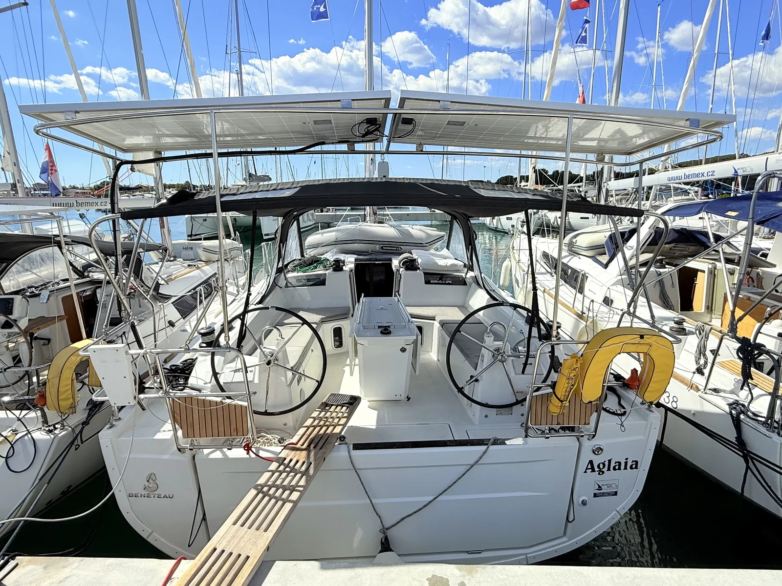 Yacht BENETEAU Oceanis 40.1 - Aglaia - Foto 1