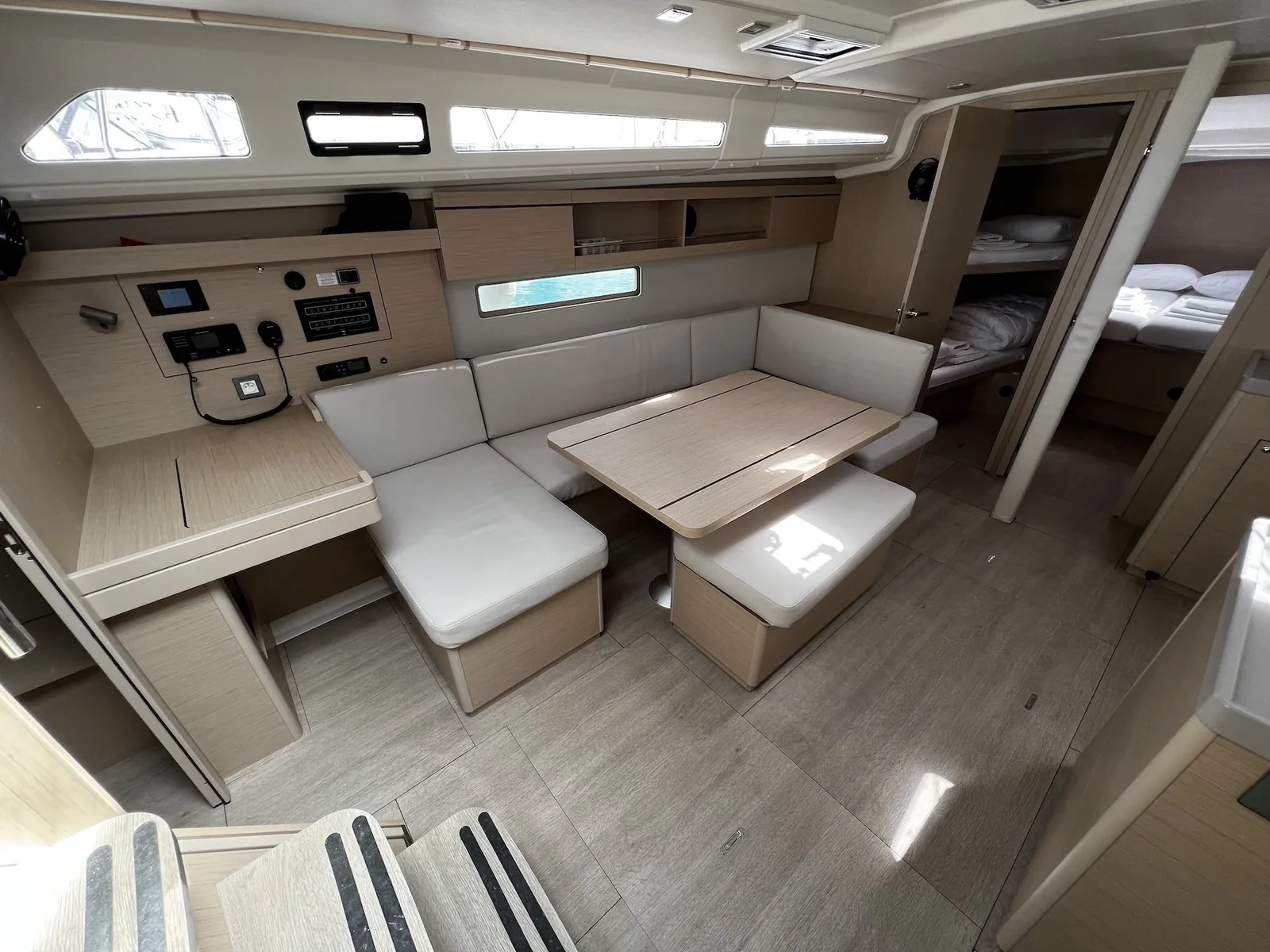 Yacht BENETEAU Oceanis 40.1 - Elizabeth