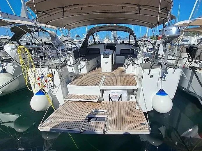 Yacht JEANNEAU Sun Odyssey 490 - Mirrmurr - Foto 1