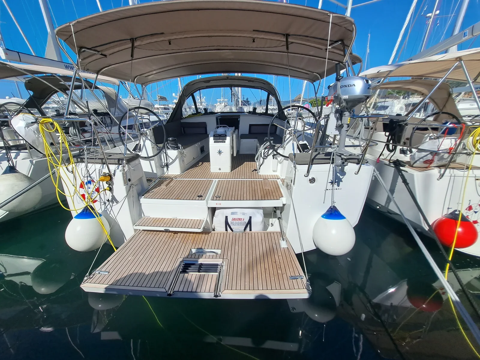 Yacht JEANNEAU Sun Odyssey 490 - Mirrmurr - Foto 1