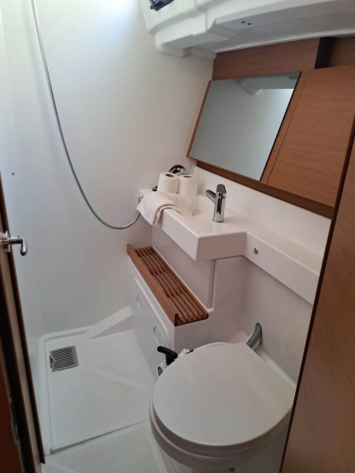 Yacht JEANNEAU Sun Odyssey 490 - Mirrmurr - Foto 1