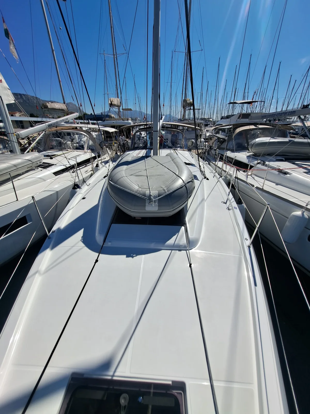 Yacht JEANNEAU Sun Odyssey 490 - Mirrmurr - Foto 1