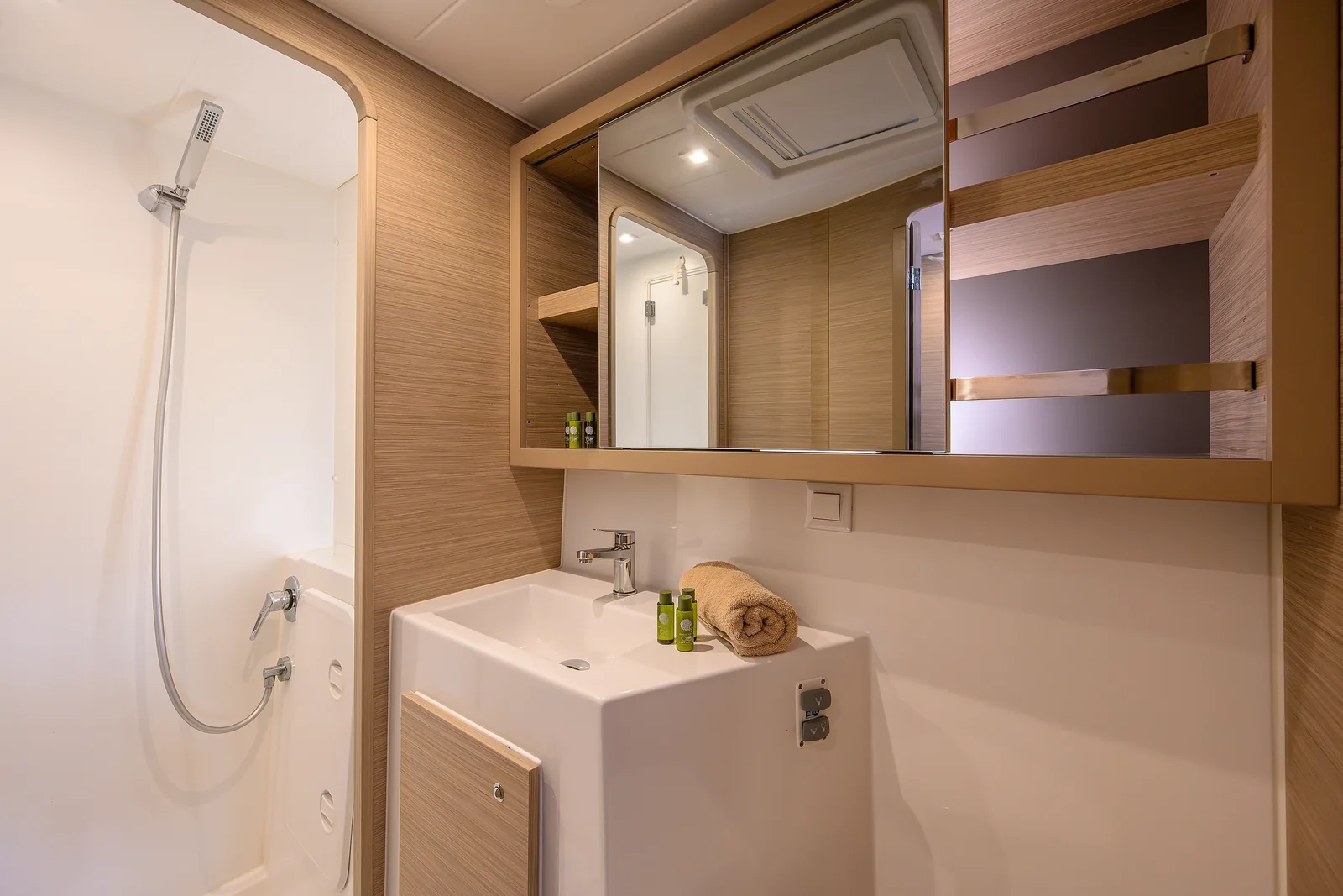 Yacht LAGOON 42 - Katharina - Foto 1