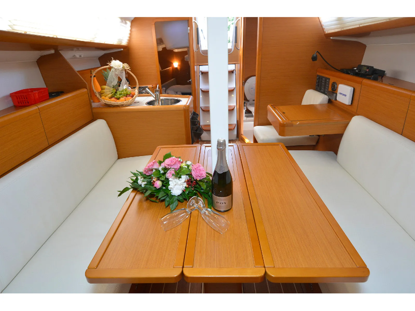 Yacht JEANNEAU Sun Odyssey 33i - Hasta Siempre
