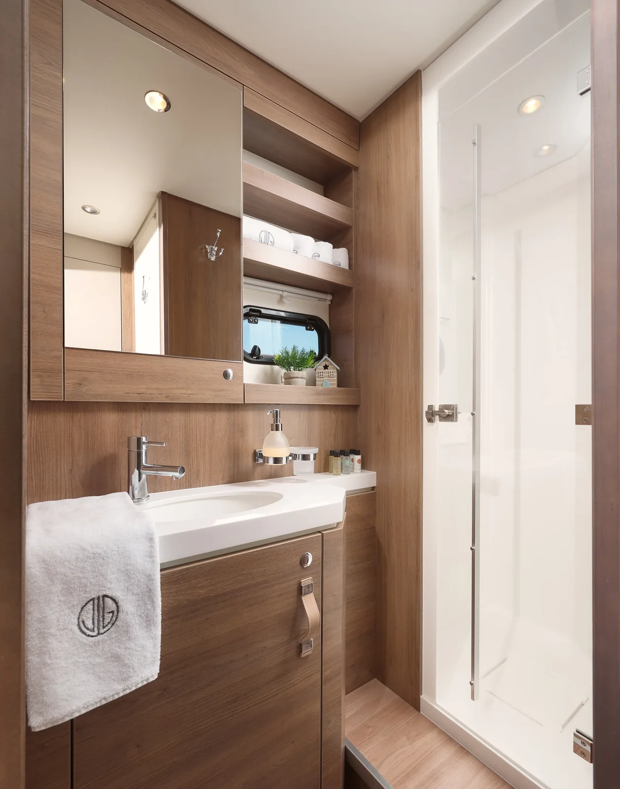 Yacht CATANA Bali 5.4 - Joža - Foto 1