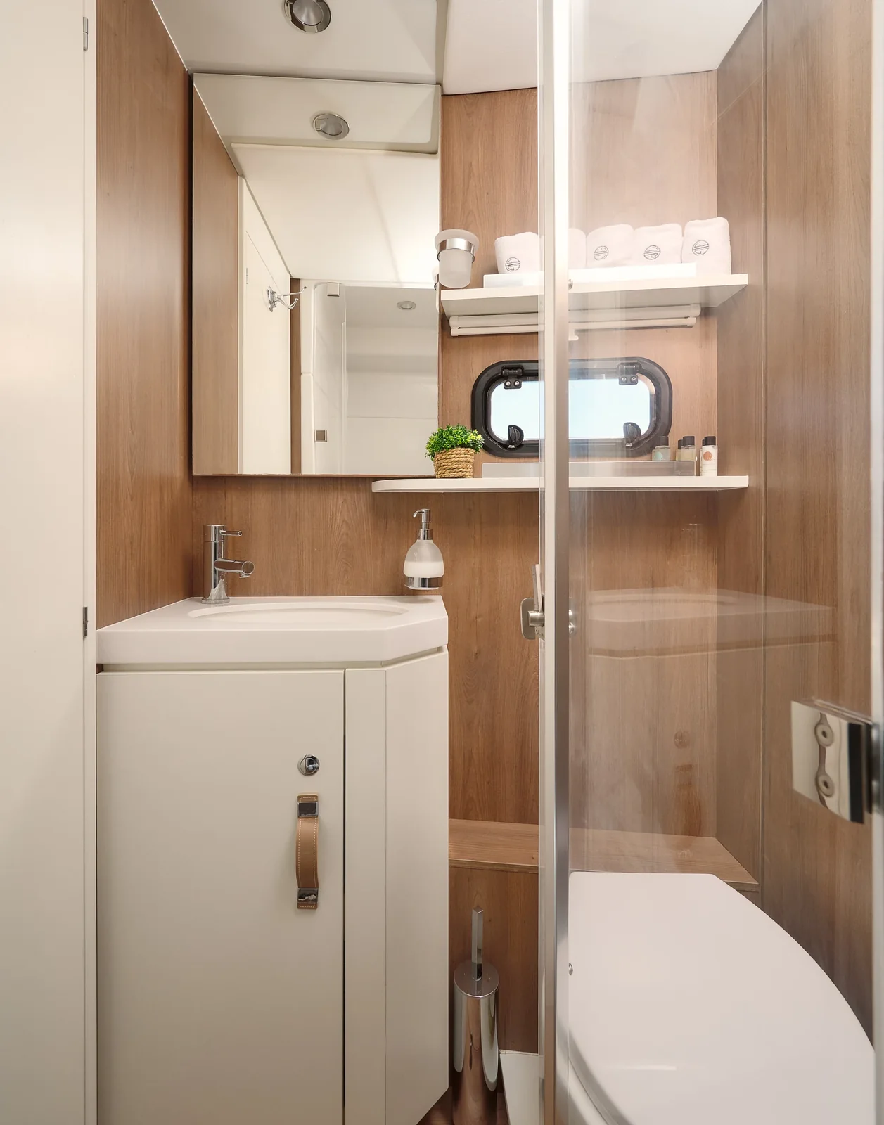 Yacht CATANA Bali 5.4 - Joža - Foto 1