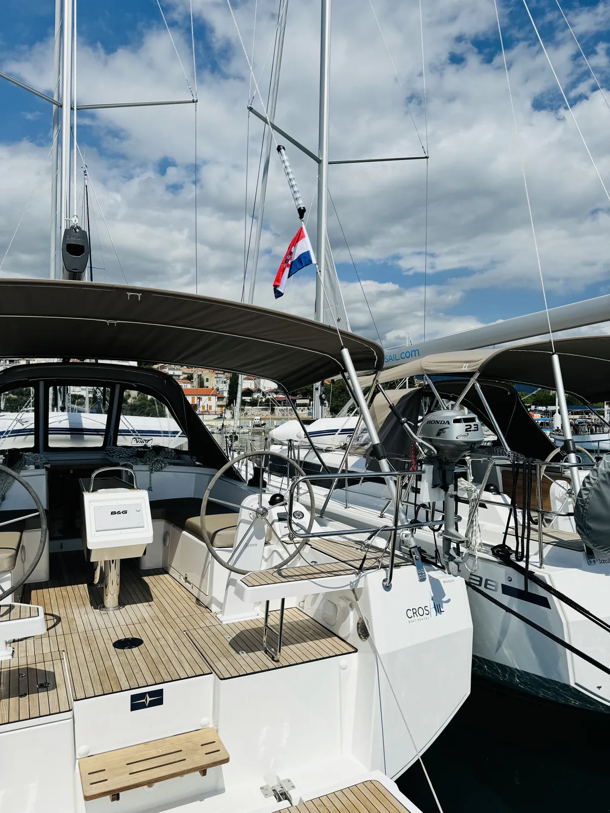 Yacht BAVARIA C38 - Popaj - Foto 1