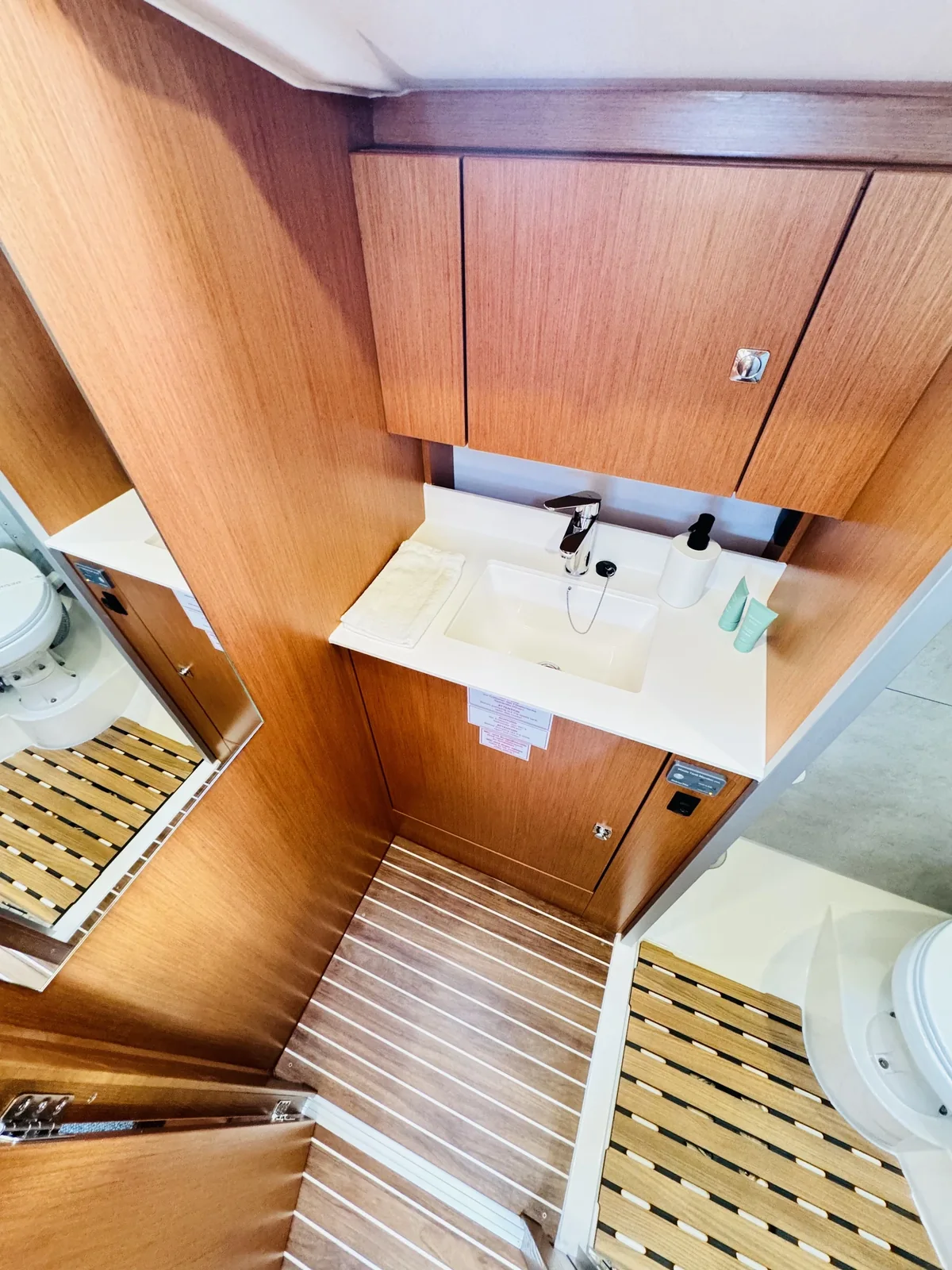 Yacht BAVARIA C38 - Simbad - Foto 1