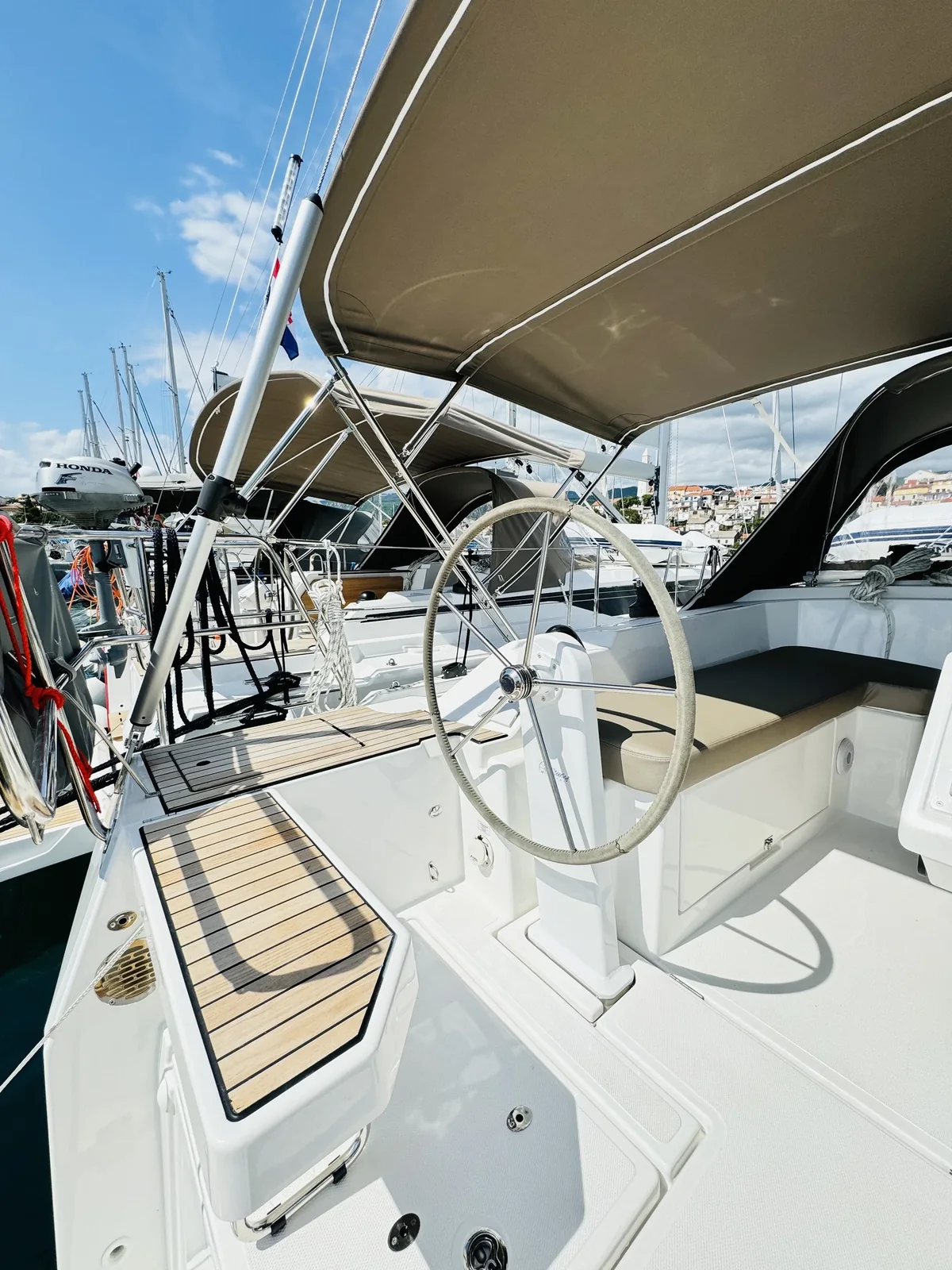 Yacht BAVARIA C38 - Valhalla - Foto 1