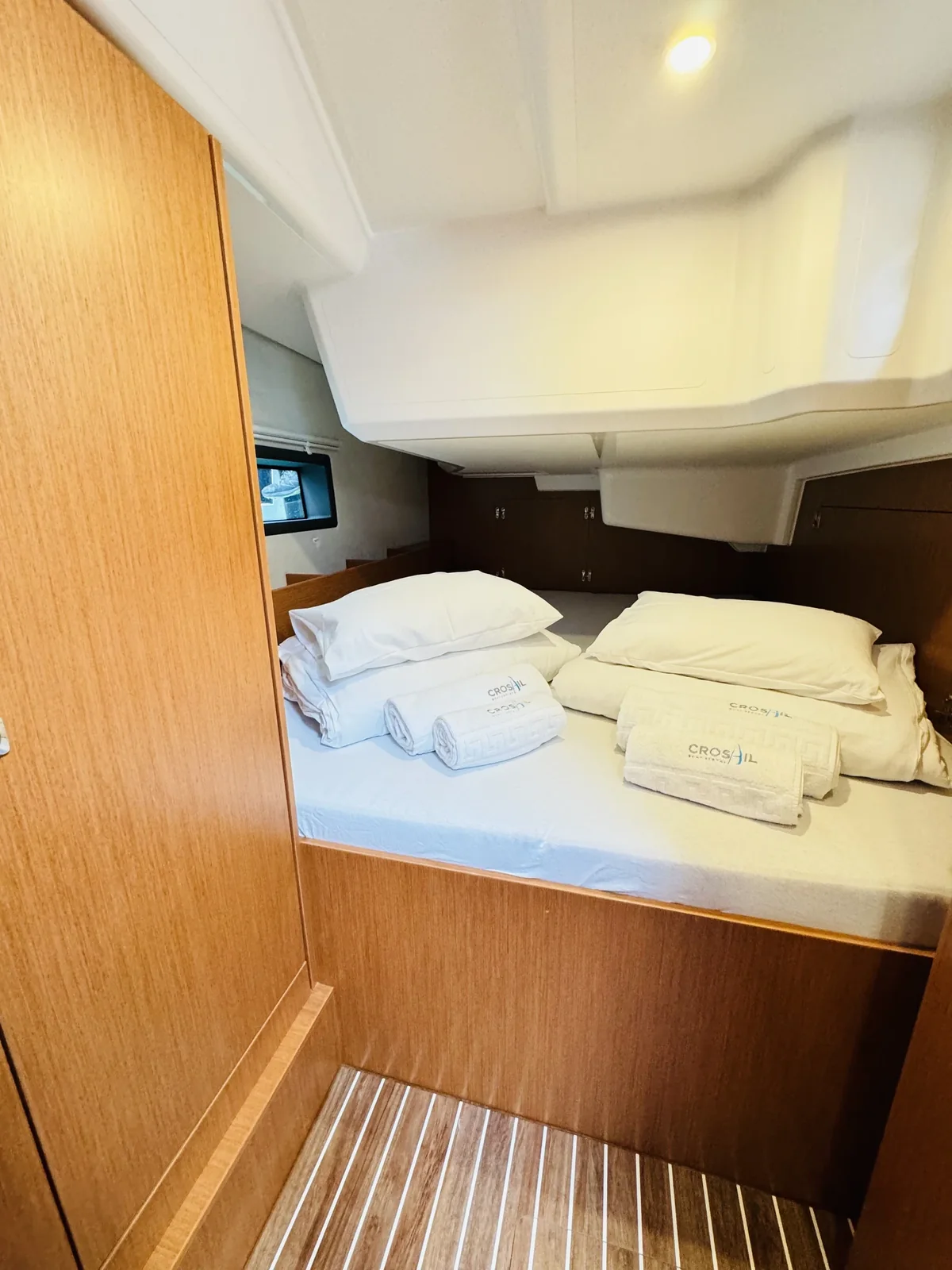 Yacht BAVARIA C38 - Valhalla - Foto 1