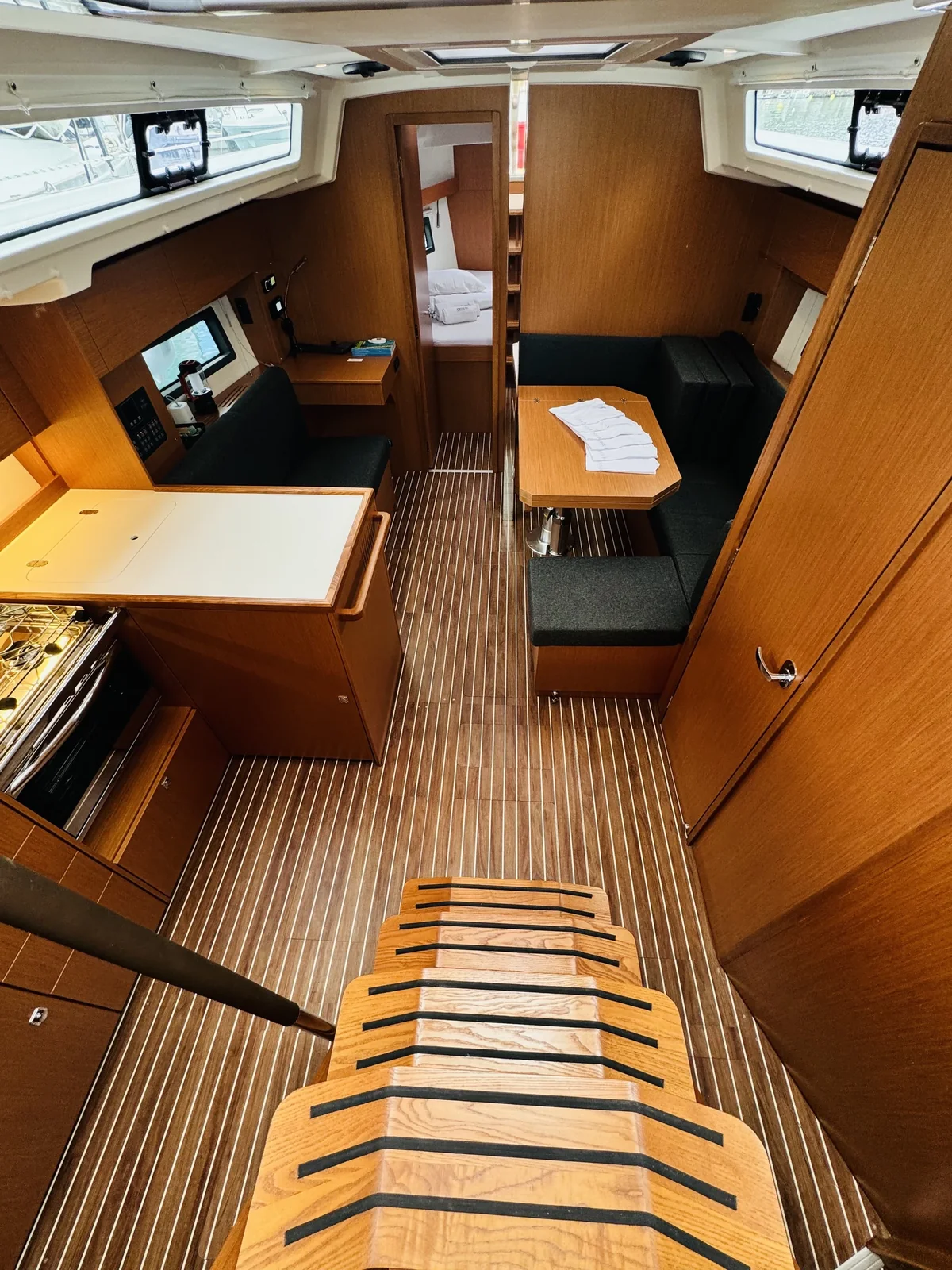 Yacht BAVARIA C38 - Valhalla - Foto 1