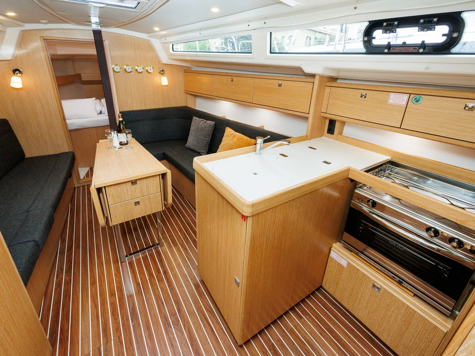 Yacht BAVARIA Cruiser 34 Style - Roko - Foto 1