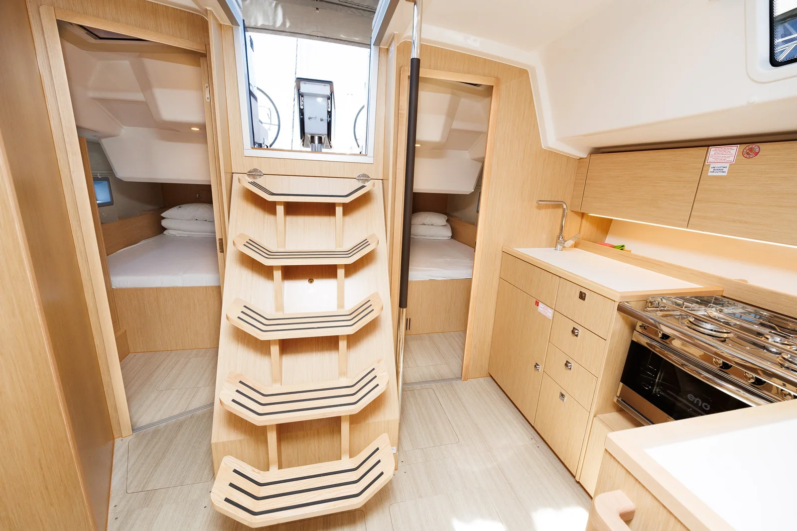 Yacht BAVARIA C38 - Petra - Foto 1
